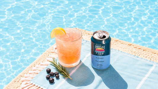 Delicious Blueberry Lemon Smash CBD Mocktail.